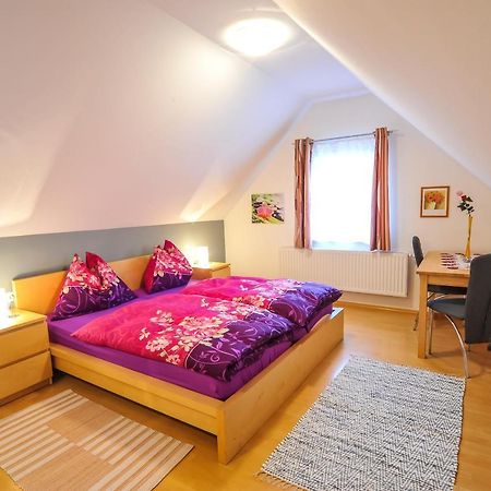 Bed and Breakfast Cafe Hoppala Sankt Peter-Freienstein Esterno foto